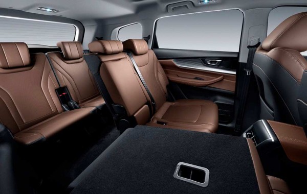 В Петербурге начался выпуск полноприводного трехрядного кроссовера Xcite X-Cross 8 В Петербурге начался выпуск полноприводного трехрядного кроссовера Xcite X-Cross 8