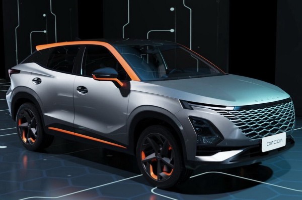 Дилеры в России продают китайские кроссоверы по ценам ниже прайсовых Дилеры в России продают китайские кроссоверы по ценам ниже прайсовых