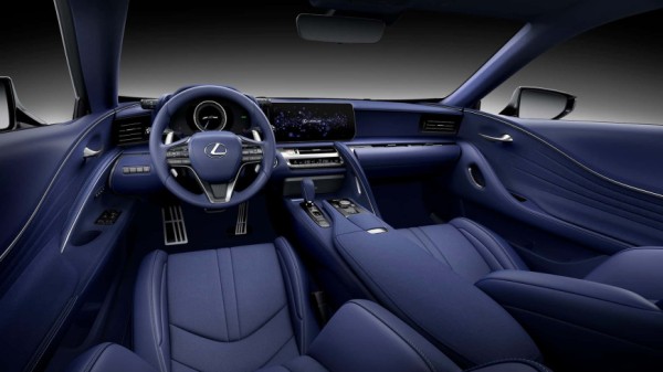 До дилеров наконец доехало флагманское купе Lexus LC500 2025 года До дилеров наконец доехало флагманское купе Lexus LC500 2025 года