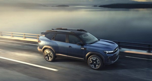 Duster на максималках: Представлен удлиненный кроссовер Dacia Bigster Duster на максималках: Представлен удлиненный кроссовер Dacia Bigster