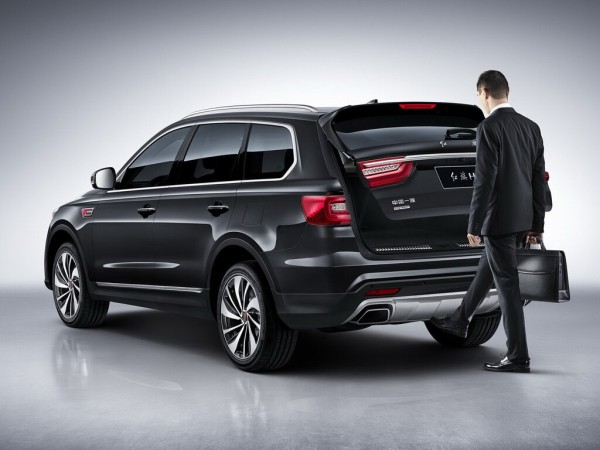 Hongqi анонсировала две новинки для России Hongqi анонсировала две новинки для России