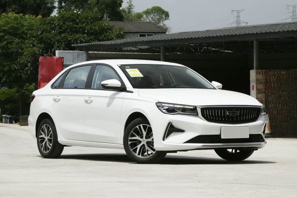 популярный седан Geely Emgrand сменит имя на Belgee S50 популярный седан Geely Emgrand сменит имя на Belgee S50