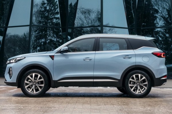 В России подорожал самый популярный кроссовер Chery