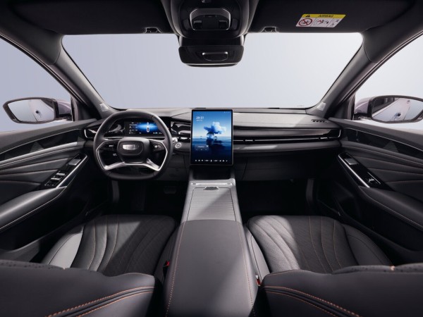 В России подорожала китайская замена Toyota Camry В России подорожала китайская замена Toyota Camry