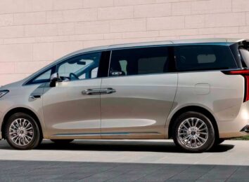 Компания Great Wall привезла в Россию дорогой гибридный минивэн Wey 80 Компания Great Wall привезла в Россию дорогой гибридный минивэн Wey 80