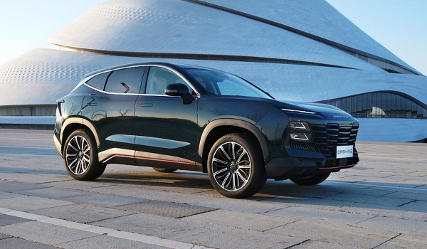 Кроссовер Jetour Dashing для России обрел «автомат» и полный привод Кроссовер Jetour Dashing для России обрел «автомат» и полный привод