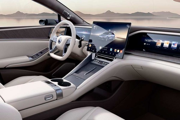 Китайцы представили пятиметровые седан Denza Z9 и хэтчбек Z9 GT Китайцы представили пятиметровые седан Denza Z9 и хэтчбек Z9 GT