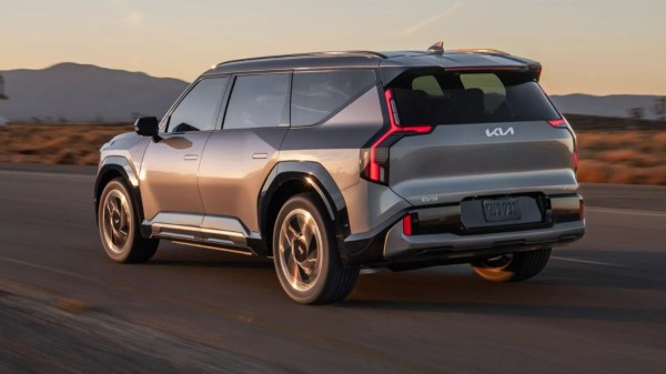 Представлен мощный электрический кроссовер Kia EV9 GT Представлен мощный электрический кроссовер Kia EV9 GT