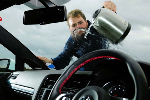 Эксперты рассказали, что нельзя делать с автомобилем зимой Эксперты рассказали, что нельзя делать с автомобилем зимой