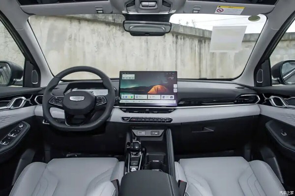 Geely снова обновила кроссовер Coolray. Но пока только в Китае Geely снова обновила кроссовер Coolray. Но пока только в Китае