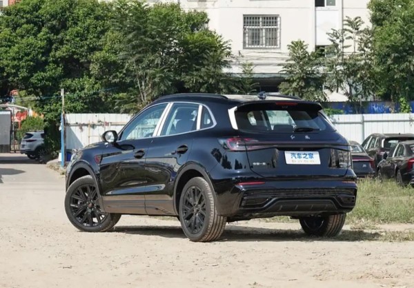 Hongqi выпустил серьезного конкурента Toyota RAV4 и Honda CR-V Hongqi выпустил серьезного конкурента Toyota RAV4 и Honda CR-V