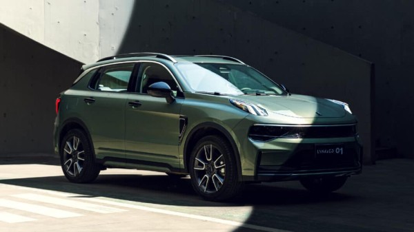 Можно брать: Обновленный кроссовер Lynk & Co 01 стал дешевле Можно брать: Обновленный кроссовер Lynk & Co 01 стал дешевле