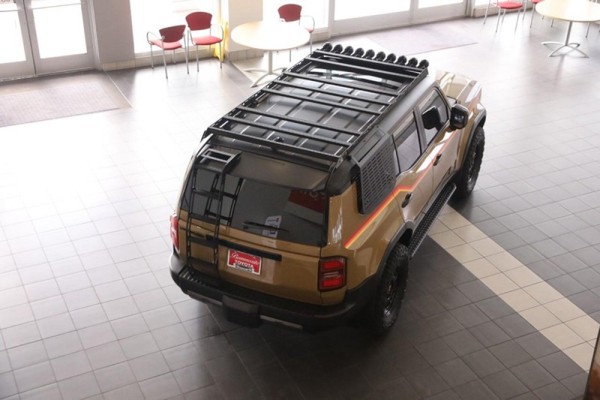 На SEMA прошел дебют эксклюзивного Toyota Land Cruiser Prado На SEMA прошел дебют эксклюзивного Toyota Land Cruiser Prado