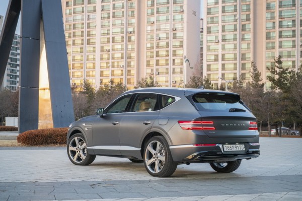 РФ запустили продажи нового Genesis GV80 и его купеобразной версии РФ запустили продажи нового Genesis GV80 и его купеобразной версии