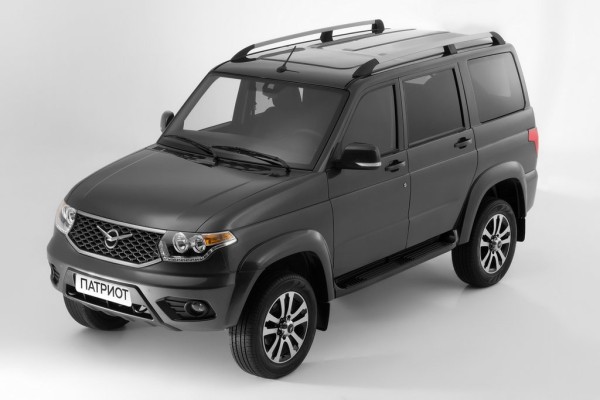 Россиянам рассказали, какими станет УАЗ «Патриот» после рестайлинга Россиянам рассказали, какими станет УАЗ «Патриот» после рестайлинга