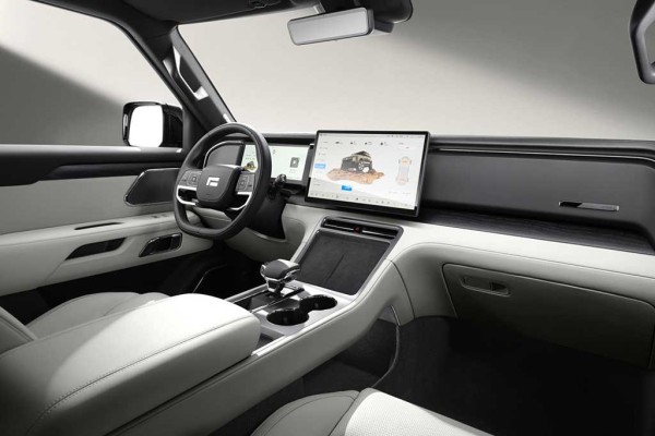 Rox 01: внедорожник от производителя роботов-пылесосов появится в России Rox 01: внедорожник от производителя роботов-пылесосов появится в России