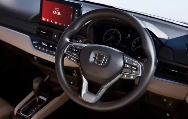 В Индии дебютировал бюджетный седан Honda Amaze нового поколения В Индии дебютировал бюджетный седан Honda Amaze нового поколения