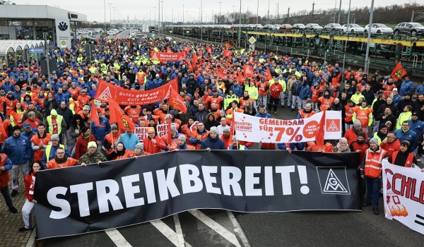 Дайджест дня: электрический Skyline GT-R, дорожающие Лады и другие события индустрии Дайджест дня: электрический Skyline GT-R, дорожающие Лады и другие события индустрии