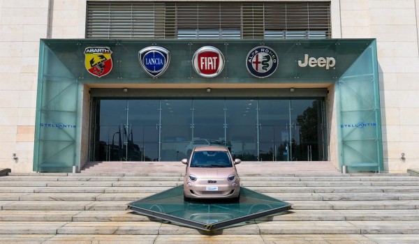 Дайджест дня: серийный Hilux Rangga SUV, кубинские УАЗы и другие события индустрии Дайджест дня: серийный Hilux Rangga SUV, кубинские УАЗы и другие события индустрии