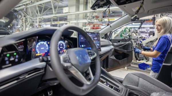 Volkswagen и профсоюзы близки к заключению мирового соглашения Volkswagen и профсоюзы близки к заключению мирового соглашения