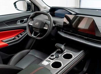 В России стартовали продажи кроссовера Changan Uni-S: известны комплектации и цены В России стартовали продажи кроссовера Changan Uni-S: известны комплектации и цены