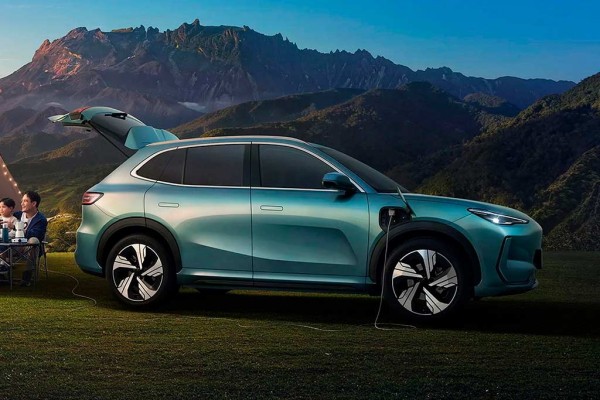 Малайзийский электрический кроссовер Proton e.MAS 7 оказался перелицованным Джили Малайзийский электрический кроссовер Proton e.MAS 7 оказался перелицованным Джили