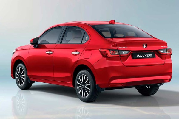 В Индии дебютировал бюджетный седан Honda Amaze нового поколения В Индии дебютировал бюджетный седан Honda Amaze нового поколения