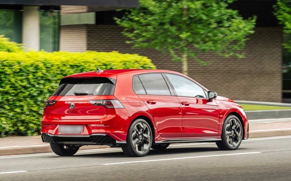 Хэтчбек Volkswagen Golf возвращается в Россию: цены и опции Хэтчбек Volkswagen Golf возвращается в Россию: цены и опции