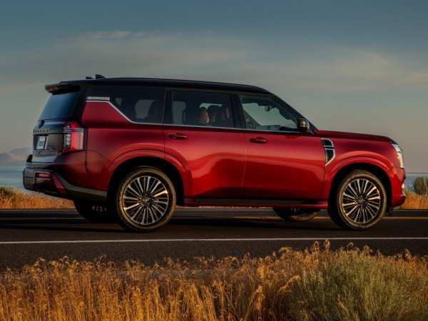 Россиянам предложили замену Land Cruiser 300 от Nissan Россиянам предложили замену Land Cruiser 300 от Nissan