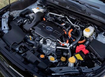 В США представили гибридный кроссовер Subaru Forester Hybrid 2025