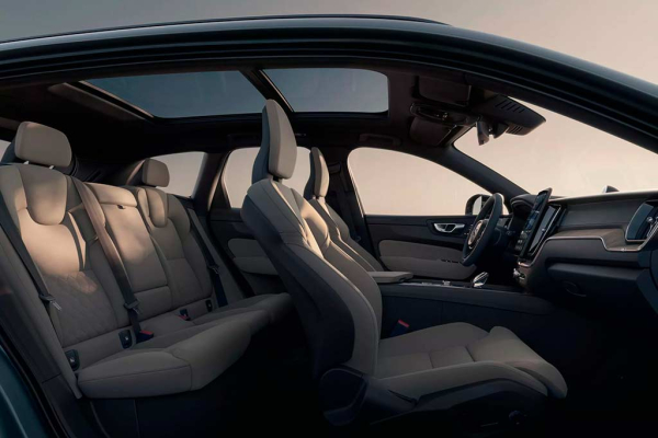 Шведы вновь обновили кроссовер Volvo XC60 второго поколения