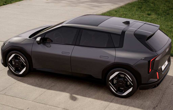 Электрический KIA EV4 дебютирует на рынке в виде седана и хэтчбека Электрический KIA EV4 дебютирует на рынке в виде седана и хэтчбека