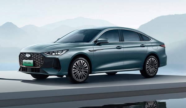 Представлен седан Chery Arrizo 8 Pro: масштабный рестайлинг Представлен седан Chery Arrizo 8 Pro: масштабный рестайлинг