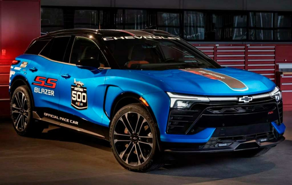 Chevrolet Blazer EV SS: «заряженная» версия электрического кроссовера Chevrolet Blazer EV SS: «заряженная» версия электрического кроссовера