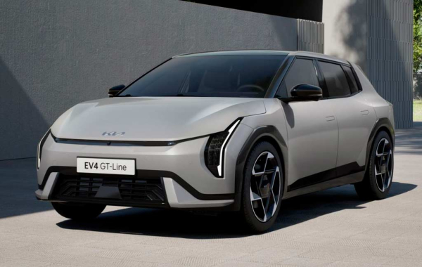 Электрический KIA EV4 дебютирует на рынке в виде седана и хэтчбека Электрический KIA EV4 дебютирует на рынке в виде седана и хэтчбека