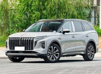 Новый Hongqi HS7 II второго поколения вскоре доберется до России Новый Hongqi HS7 II второго поколения вскоре доберется до России