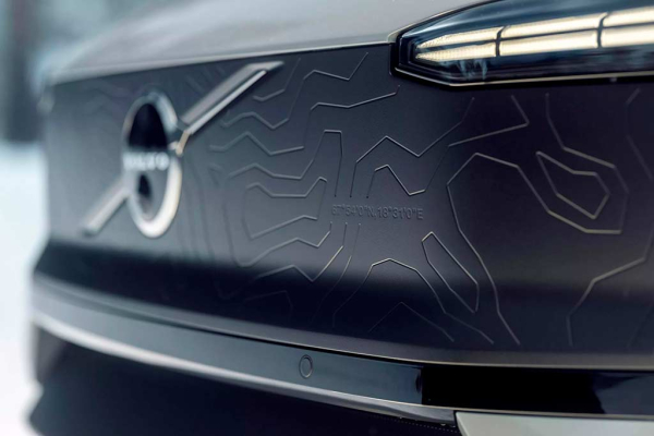 Электрический кроссовер Volvo EX30 получил «вседорожную» версию Cross Country Электрический кроссовер Volvo EX30 получил «вседорожную» версию Cross Country