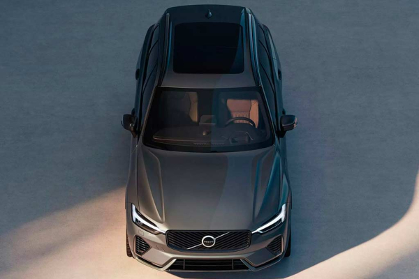 Шведы вновь обновили кроссовер Volvo XC60 второго поколения