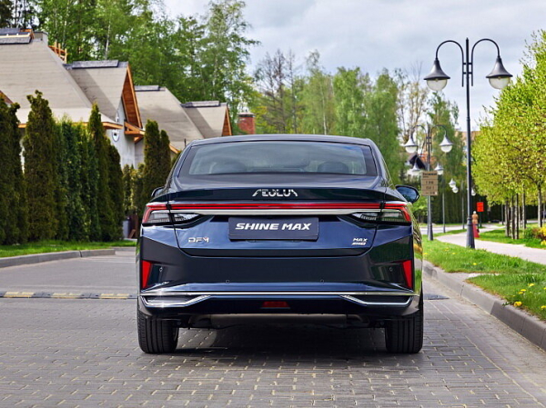 Дилеры в России начали давать огромные скидки на китайский бизнес-седан Дилеры в России начали давать огромные скидки на китайский бизнес-седан