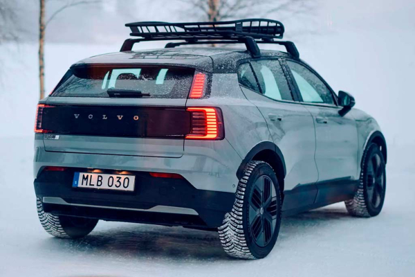 Электрический кроссовер Volvo EX30 получил «вседорожную» версию Cross Country Электрический кроссовер Volvo EX30 получил «вседорожную» версию Cross Country