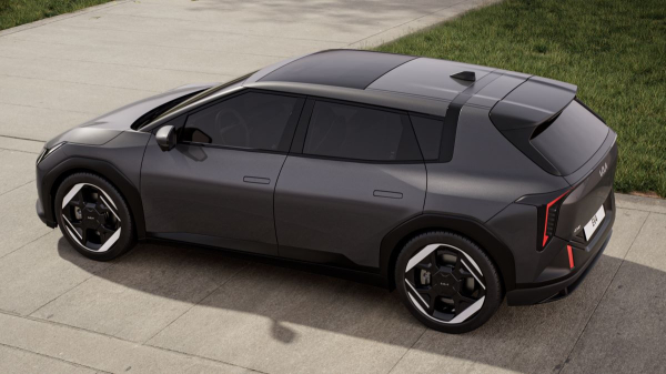 Электромобили Kia EV4: седан и хэтчбек Электромобили Kia EV4: седан и хэтчбек