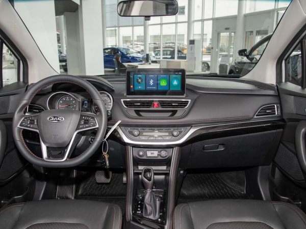 На рынке России нашли новый китайский кроссовер за 1,7 млн рублей На рынке России нашли новый китайский кроссовер за 1,7 млн рублей