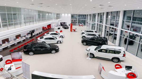 В России частники стали снижать цены на кроссоверы с пробегом