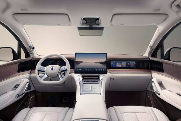 В Китае стартовали продажи 5,2-метрового кроссовера Denza N9 В Китае стартовали продажи 5,2-метрового кроссовера Denza N9