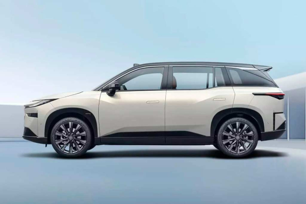 В Поднебесной дебютировал доступный электрический паркетник Toyota bZ3X В Поднебесной дебютировал доступный электрический паркетник Toyota bZ3X