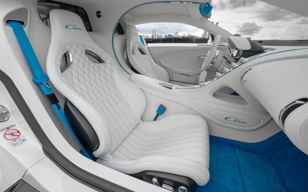 Миллион за каждый км/ч. Мы познакомились с самой дорогой машиной в России
Миллион за каждый км/ч. Мы познакомились с самой дорогой машиной в России