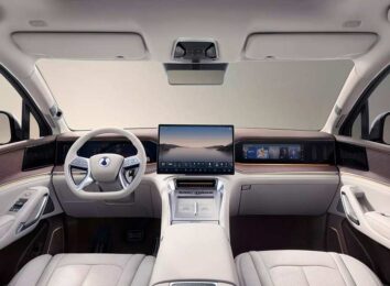 В Китае стартовали продажи 5,2-метрового кроссовера Denza N9 В Китае стартовали продажи 5,2-метрового кроссовера Denza N9