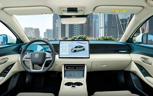 Китайцы представили заднеприводный электрический седан BYD Qin L EV Китайцы представили заднеприводный электрический седан BYD Qin L EV