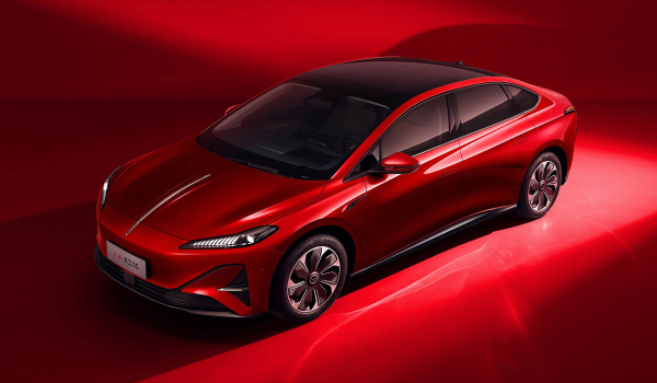 Электроседан Hongqi Tiangong 05 предложит 900 вольт (но позже) Электроседан Hongqi Tiangong 05 предложит 900 вольт (но позже)