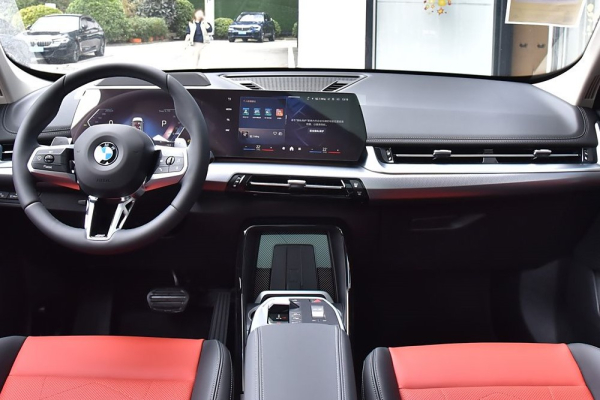 Эксперт «ЗР» рассказал о плюсах и минусах BMW X1 китайской сборки Эксперт «ЗР» рассказал о плюсах и минусах BMW X1 китайской сборки